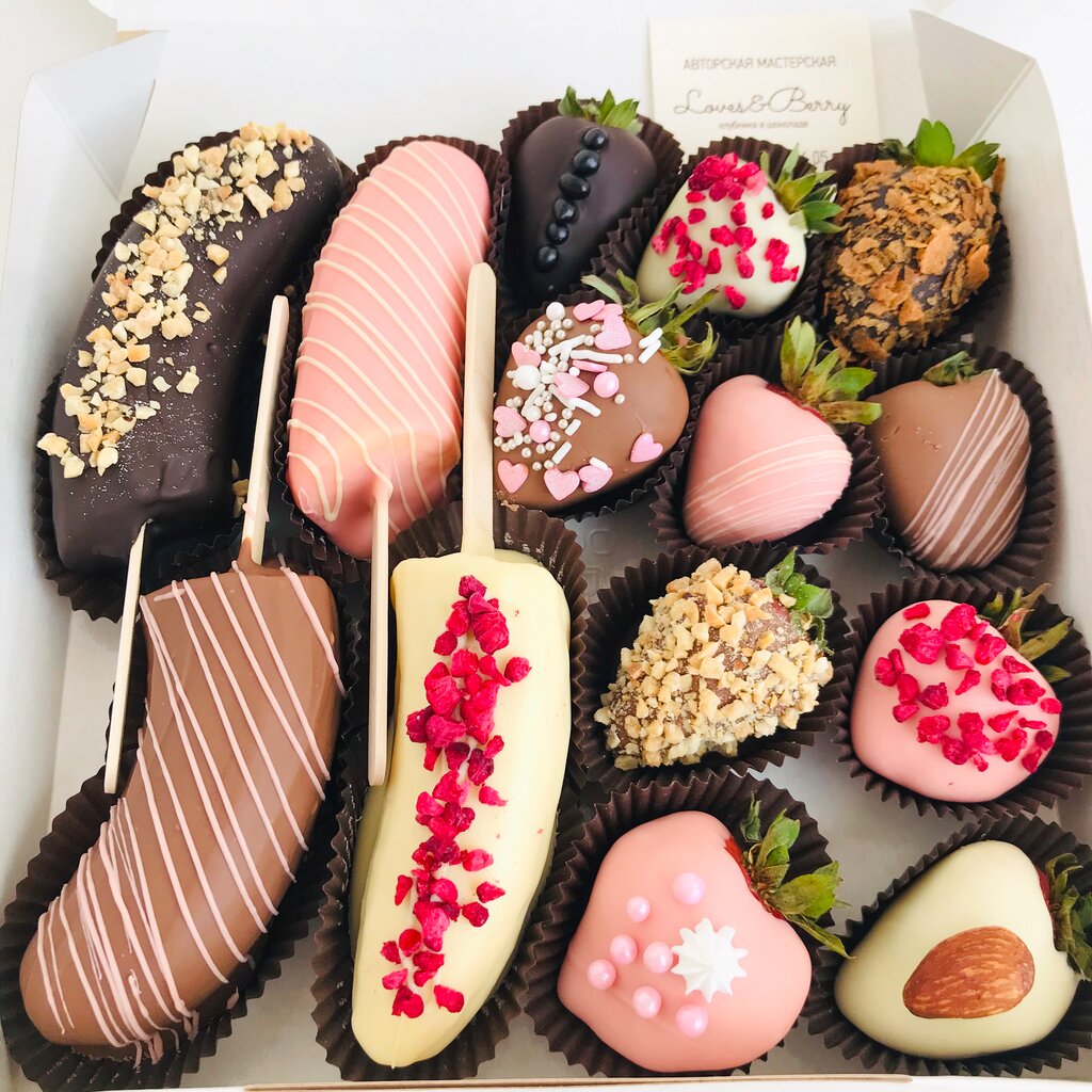 Фрукты в шоколаде